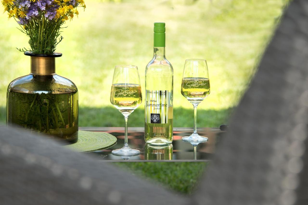 Weinhotel Sonnenschein 에른스트 외부 사진