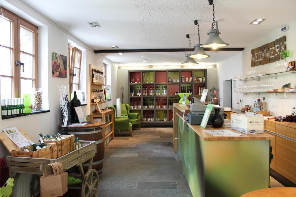 Weinhotel Sonnenschein 에른스트 외부 사진